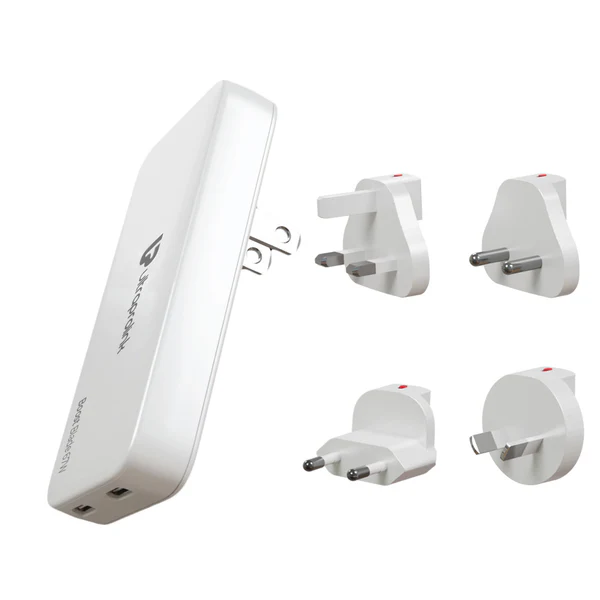 Boost Blade 67 GaN Charger